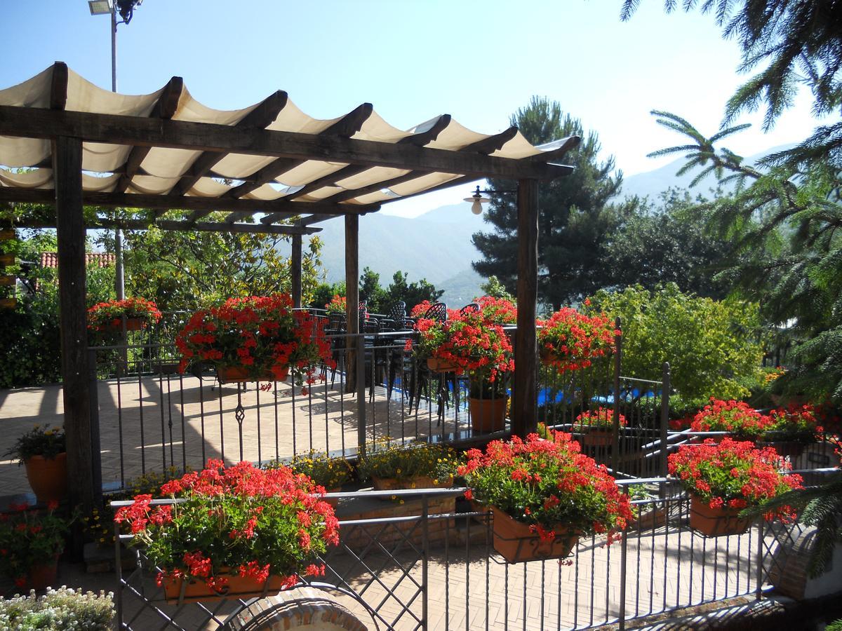 Agriturismo La Casa Del Ghiro Pimonte Exterior foto